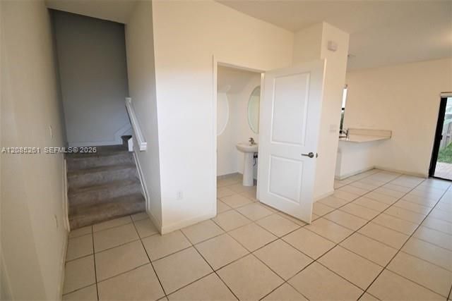 En Venta: $448,000 (3 camas, 2 baños, 1331 Pies cuadrados)