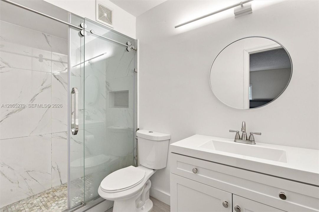 For Sale: $475,000 (2 beds, 2 baths, 1131 Square Feet)