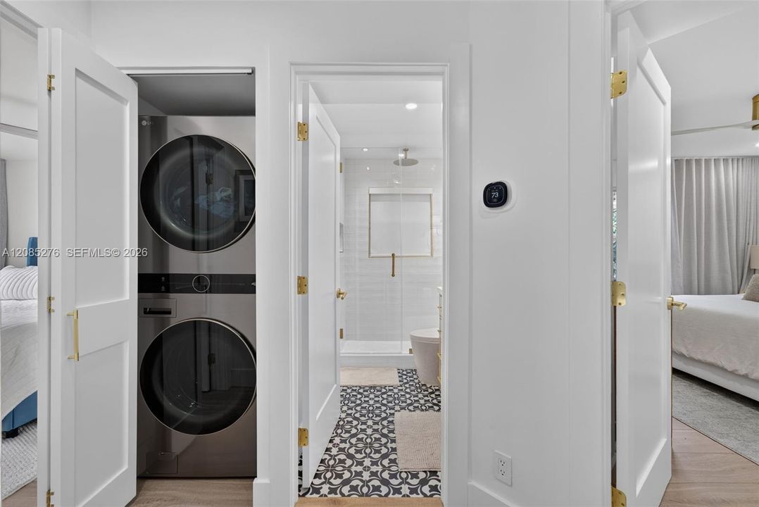 For Rent: $8,000 (3 beds, 2 baths, 2070 Square Feet)