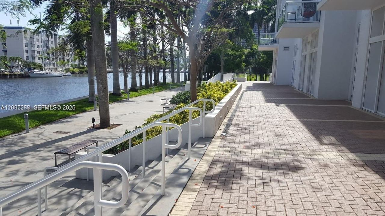 En Renta: $2,700 (2 camas, 2 baños, 948 Pies cuadrados)