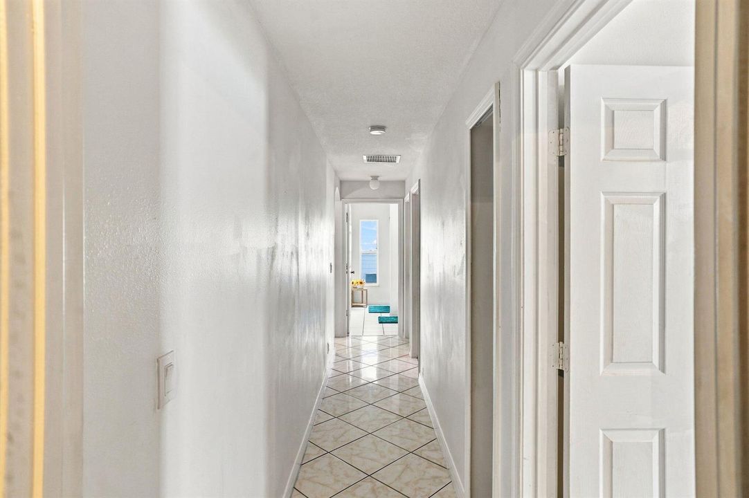 26-web-or-mls-Photo (30)-topaz