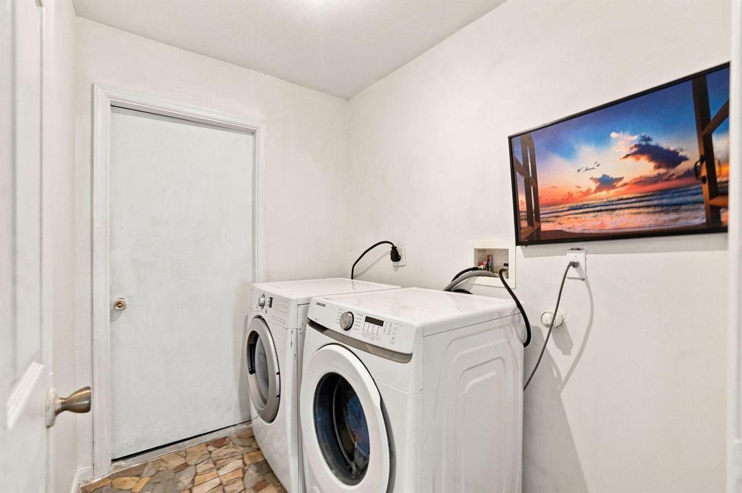 36-web-or-mls-Photo (28)-topaz