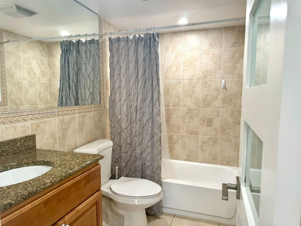 В аренду: $2,350 (2 спален, 2 ванн, 1089 Квадратных фут)