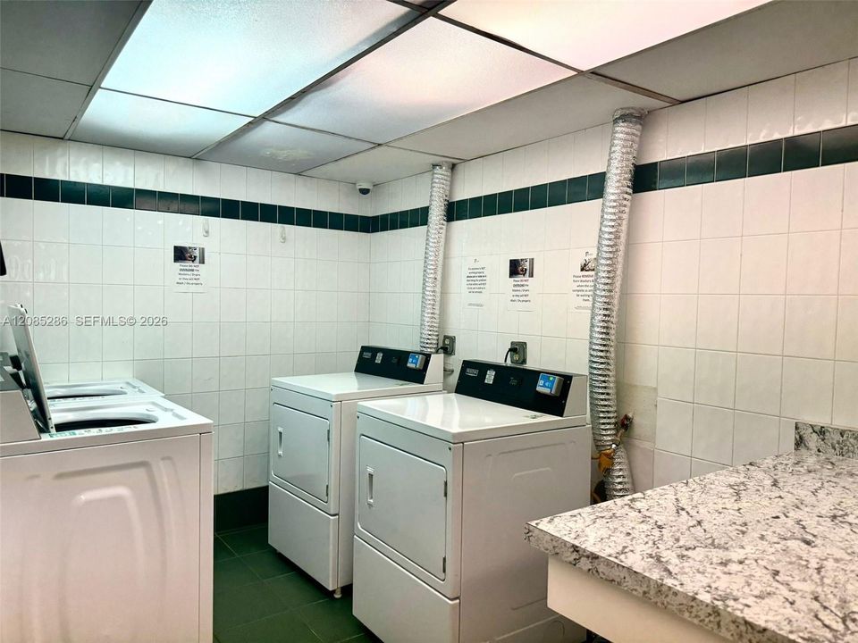 В аренду: $2,350 (2 спален, 2 ванн, 1089 Квадратных фут)