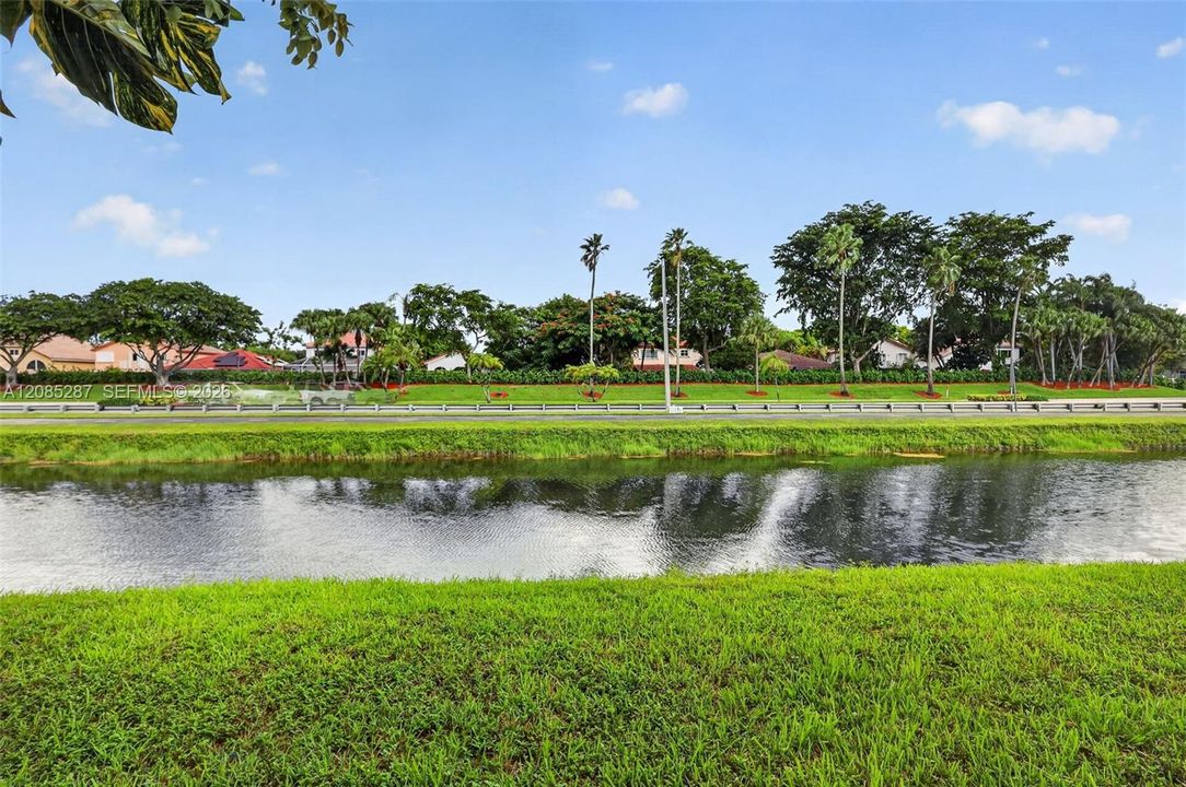 En Venta: $475,000 (3 camas, 2 baños, 1290 Pies cuadrados)