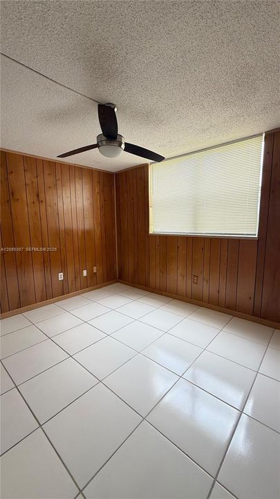 En Renta: $1,950 (2 camas, 2 baños, 1000 Pies cuadrados)