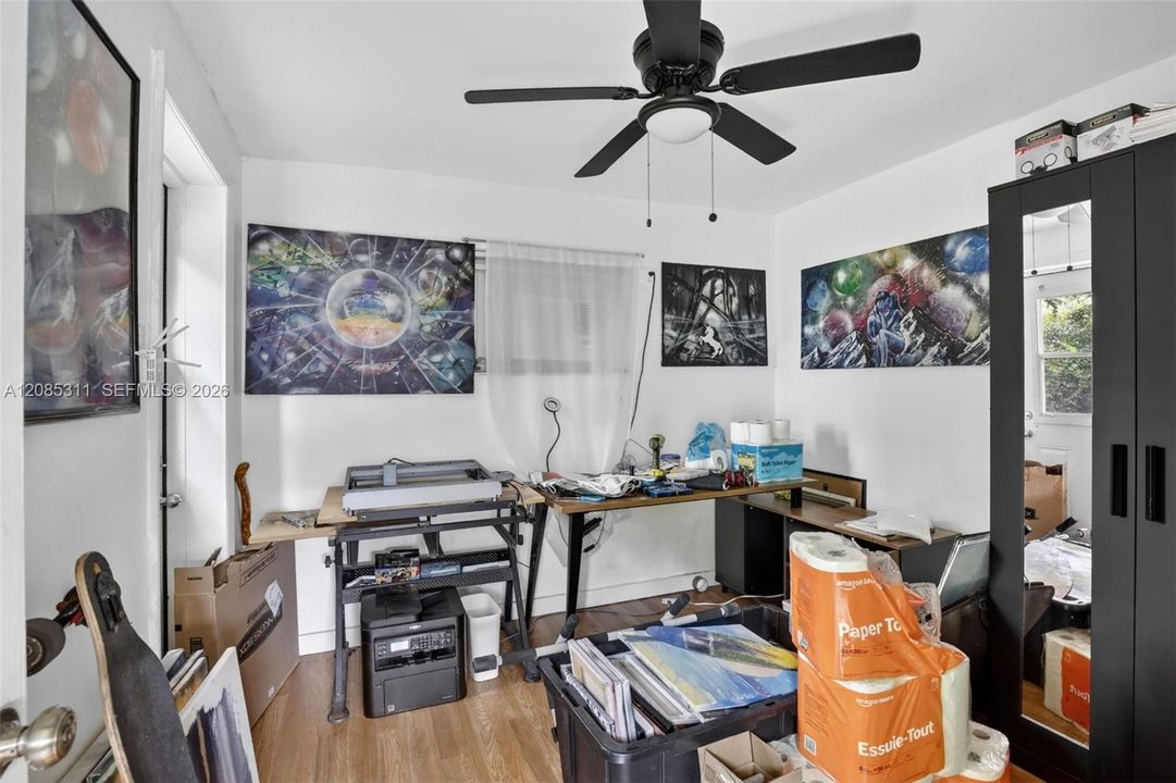 For Sale: $525,000 (4 beds, 2 baths, 1340 Square Feet)