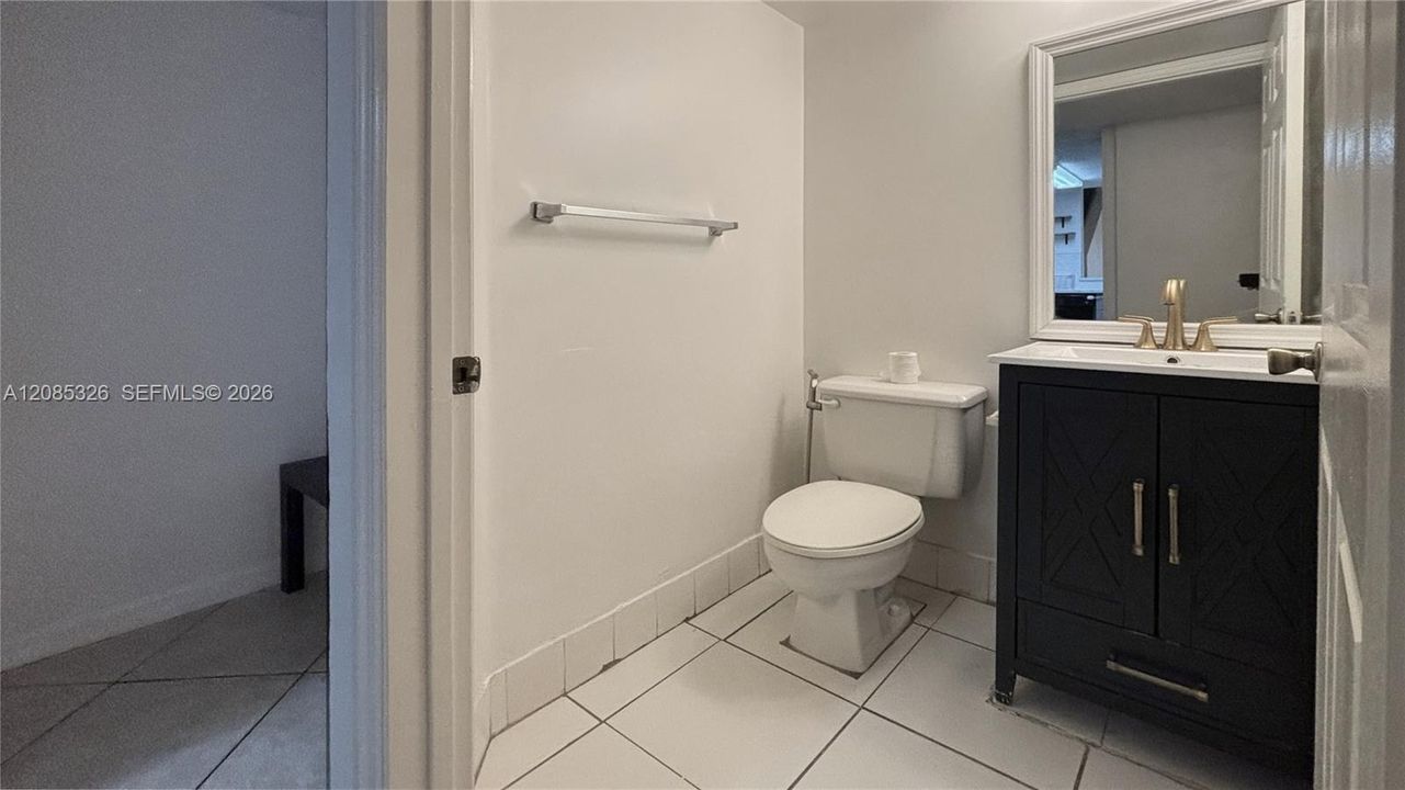 В аренду: $2,700 (3 спален, 2 ванн, 1240 Квадратных фут)