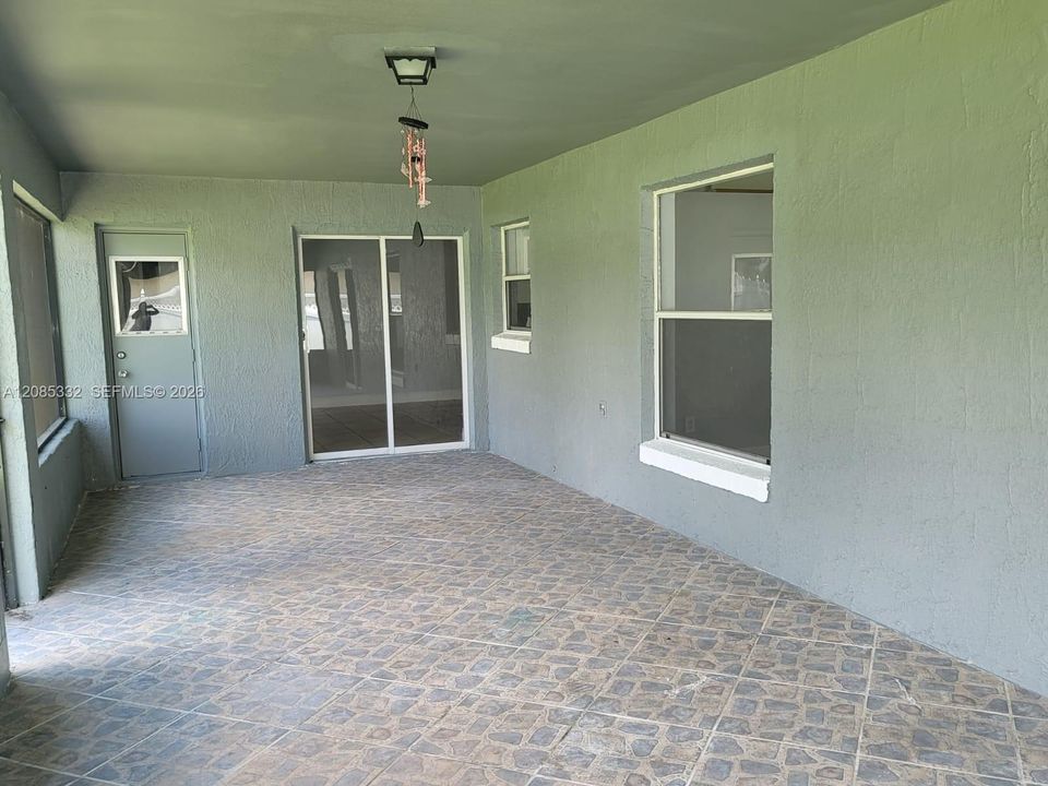 For Rent: $2,100 (4 beds, 3 baths, 0 Square Feet)