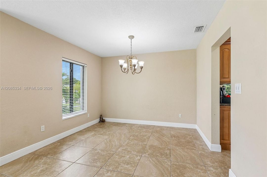 For Sale: $735,000 (3 beds, 2 baths, 1866 Square Feet)