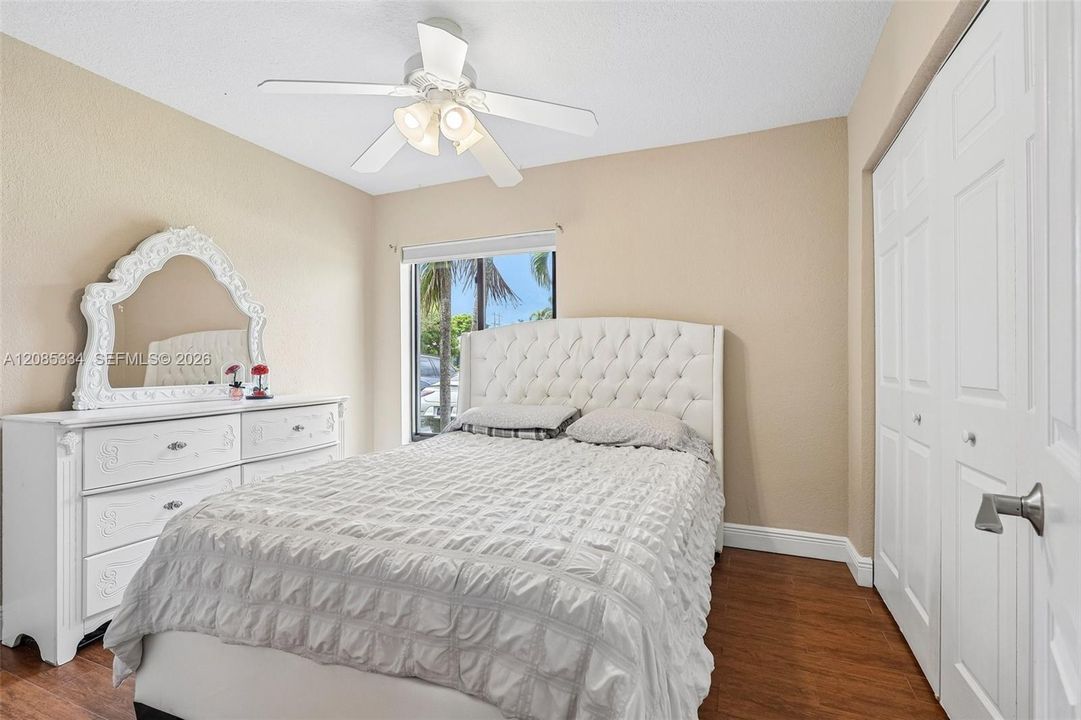 For Sale: $735,000 (3 beds, 2 baths, 1866 Square Feet)