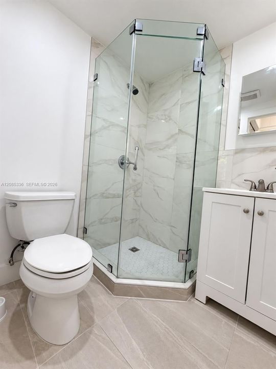 В аренду: $1,350 (0 спален, 1 ванн, 1594 Квадратных фут)