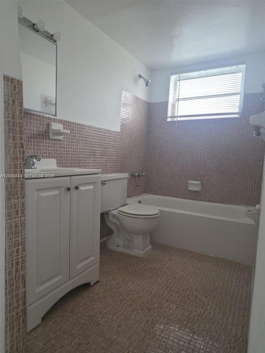 В аренду: $1,550 (1 спален, 1 ванн, 750 Квадратных фут)