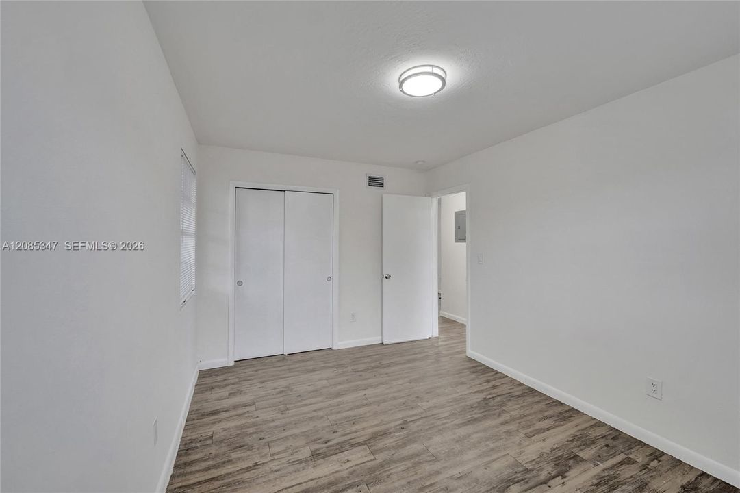 На продажу: $385,000 (3 спален, 2 ванн, 1022 Квадратных фут)
