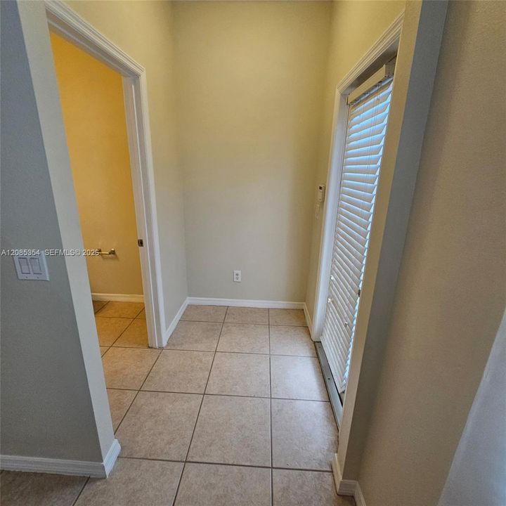 В аренду: $2,600 (3 спален, 2 ванн, 0 Квадратных фут)