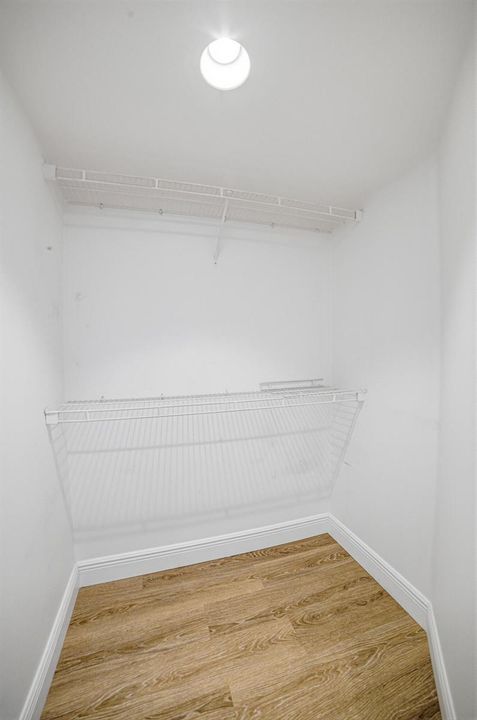 Bedroom1-Closet-B