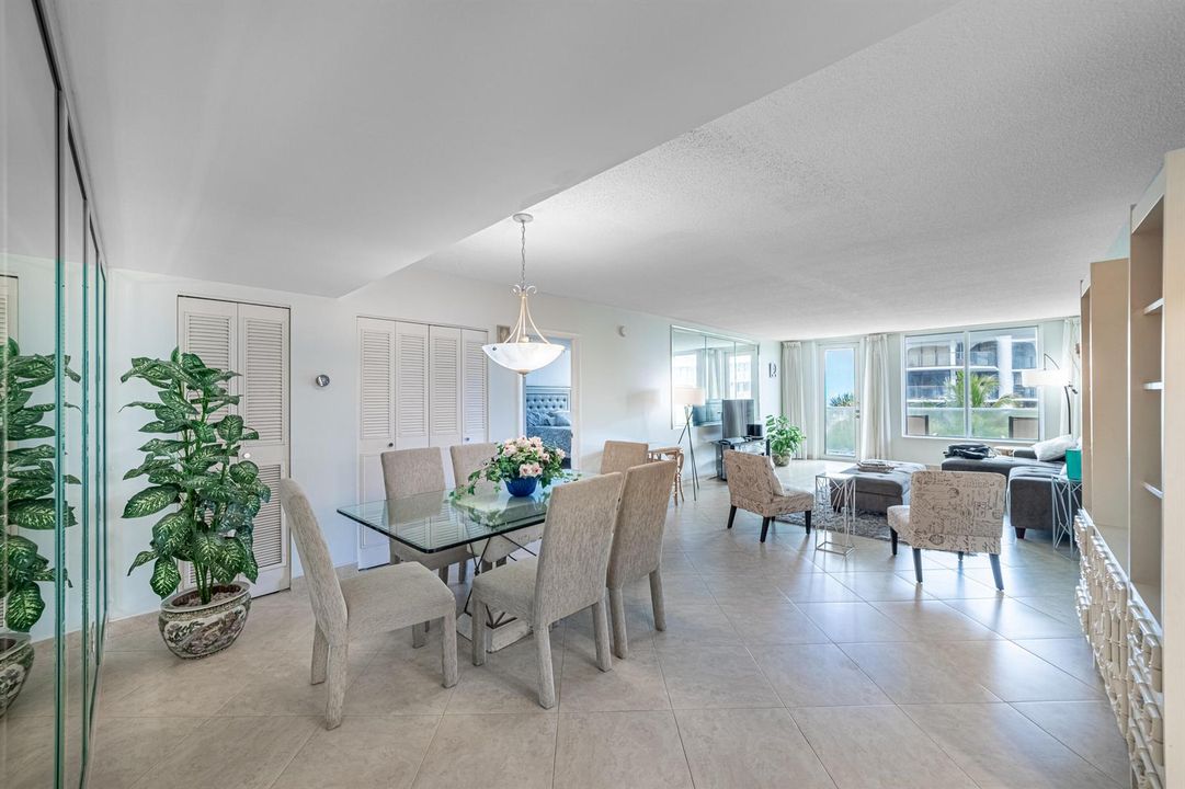 Dining Room/Living Room