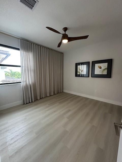 For Rent: $7,200 (4 beds, 3 baths, 2704 Square Feet)