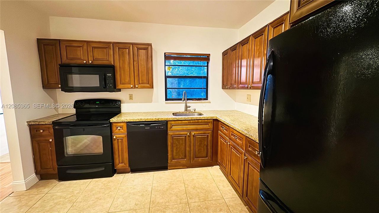 En Venta: $232,260 (2 camas, 2 baños, 1400 Pies cuadrados)
