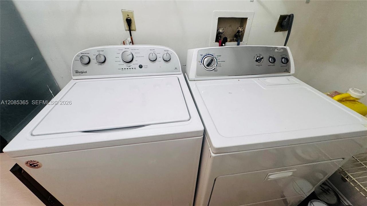 En Venta: $232,260 (2 camas, 2 baños, 1400 Pies cuadrados)