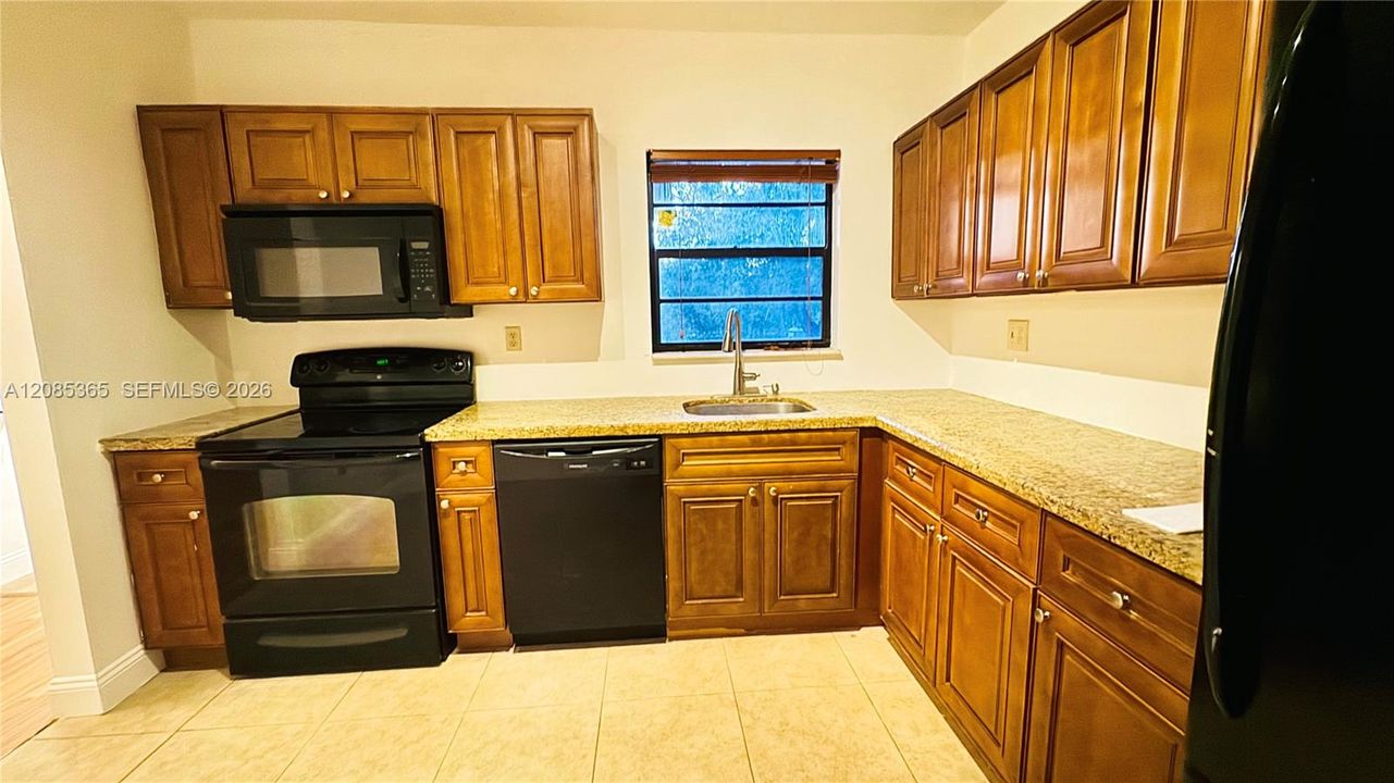 En Venta: $232,260 (2 camas, 2 baños, 1400 Pies cuadrados)