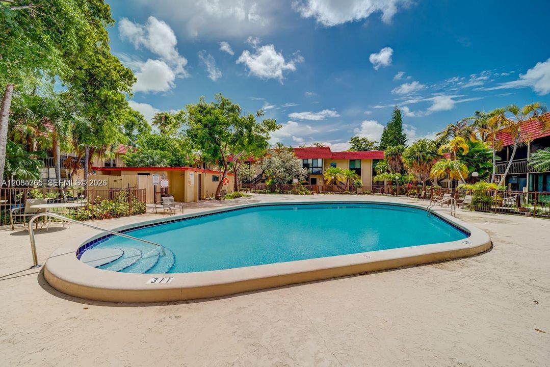 En Venta: $232,260 (2 camas, 2 baños, 1400 Pies cuadrados)