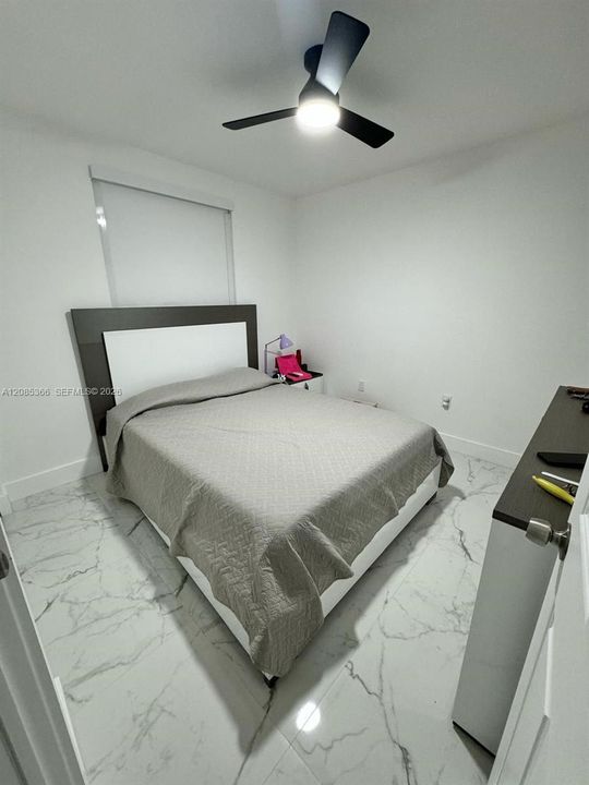 For Rent: $2,400 (2 beds, 2 baths, 912 Square Feet)