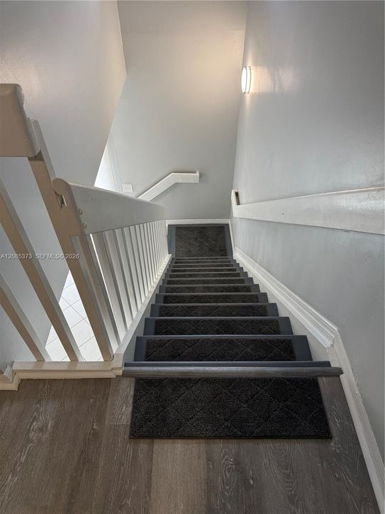 В аренду: $3,100 (3 спален, 2 ванн, 1680 Квадратных фут)