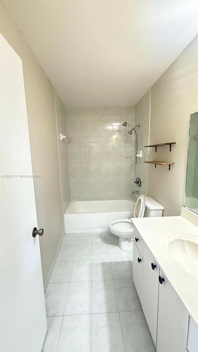 В аренду: $3,350 (3 спален, 3 ванн, 1790 Квадратных фут)
