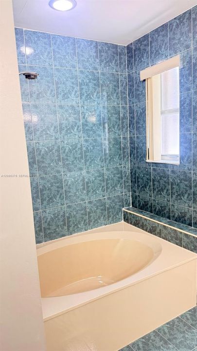 В аренду: $3,350 (3 спален, 3 ванн, 1790 Квадратных фут)