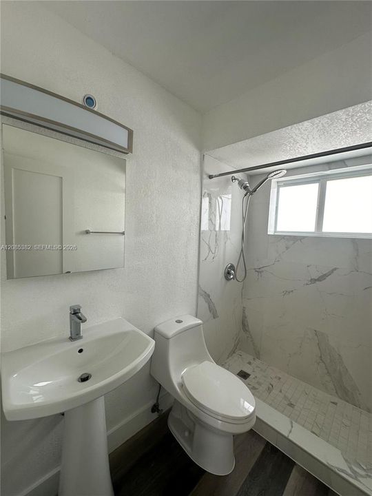 В аренду: $2,295 (2 спален, 1 ванн, 0 Квадратных фут)