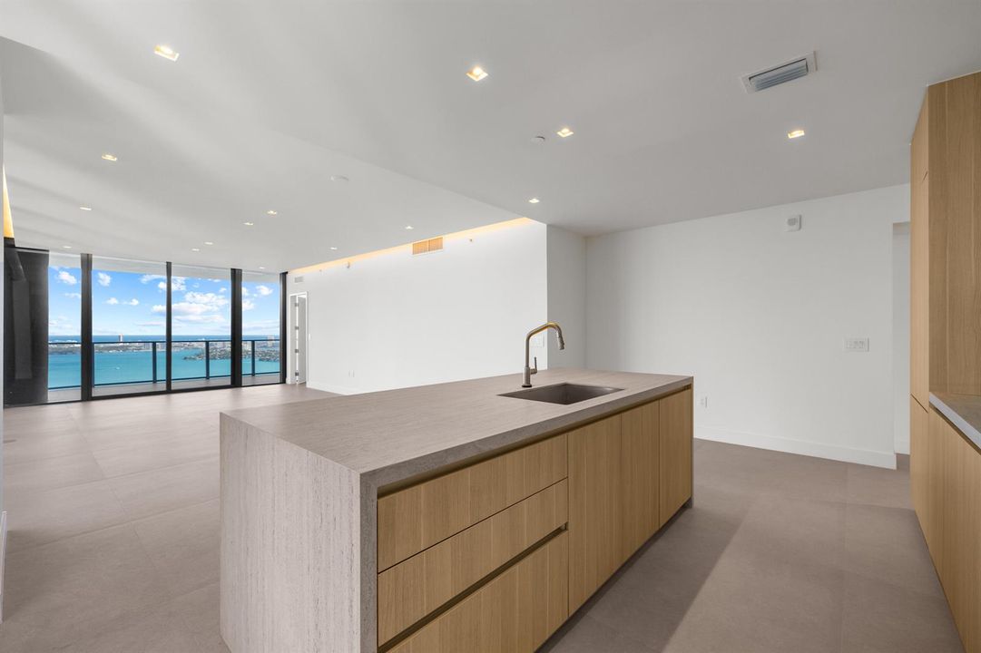 Kitchen/Living