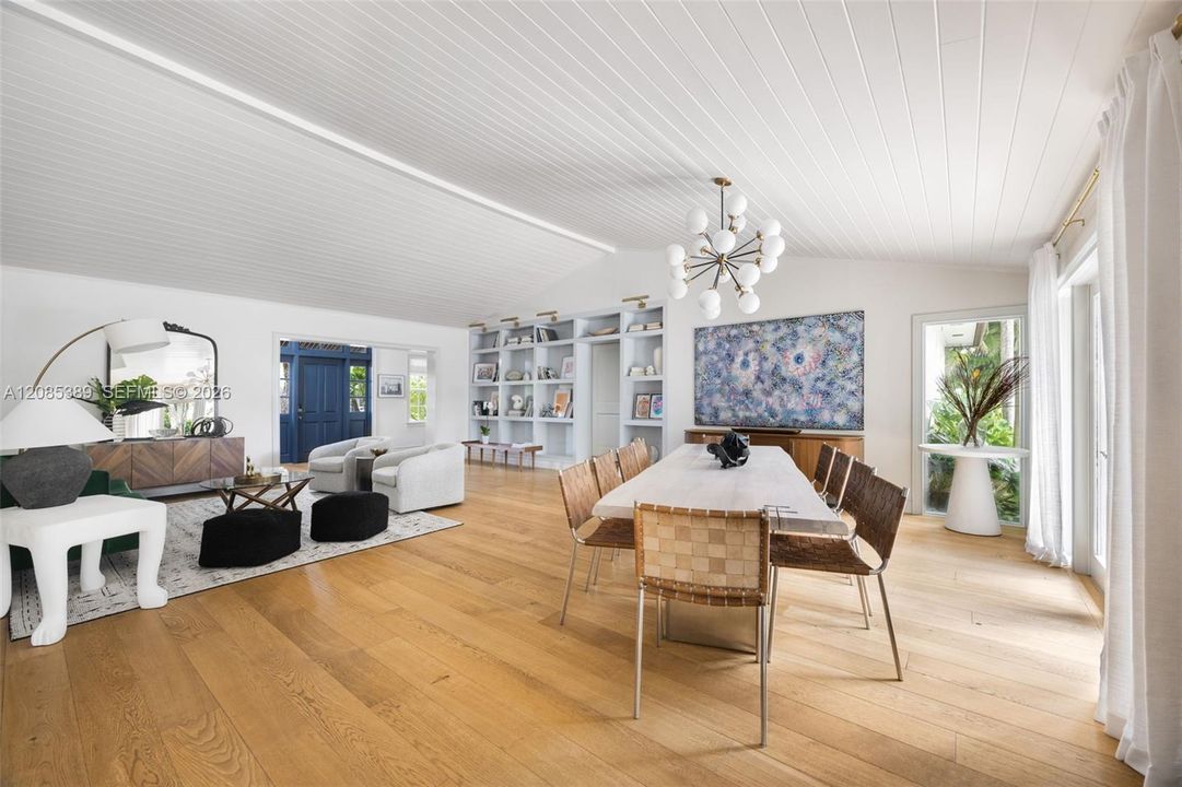 For Sale: $5,250,000 (5 beds, 4 baths, 3529 Square Feet)