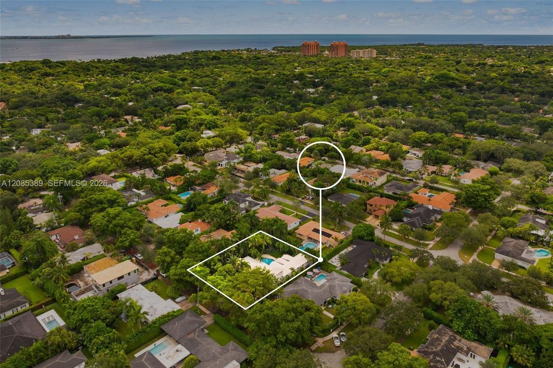 For Sale: $5,250,000 (5 beds, 4 baths, 3529 Square Feet)