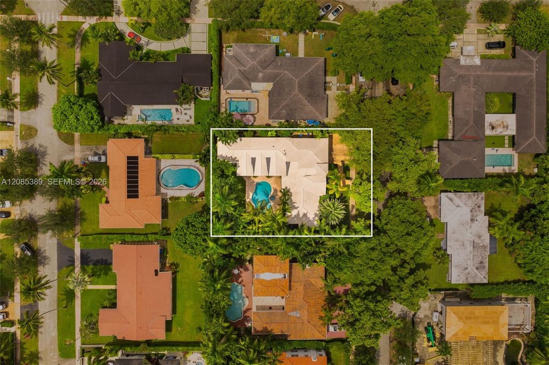 For Sale: $5,250,000 (5 beds, 4 baths, 3529 Square Feet)