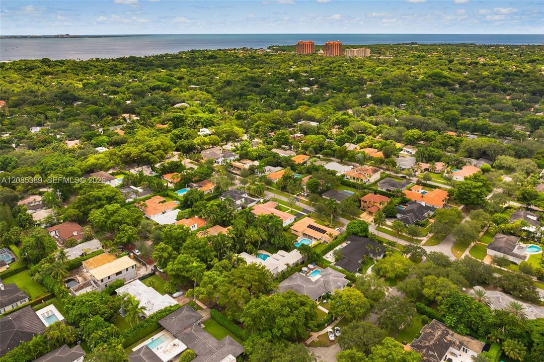 For Sale: $5,250,000 (5 beds, 4 baths, 3529 Square Feet)