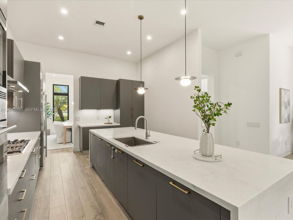 En Renta: $10,450 (5 camas, 4 baños, 4006 Pies cuadrados)