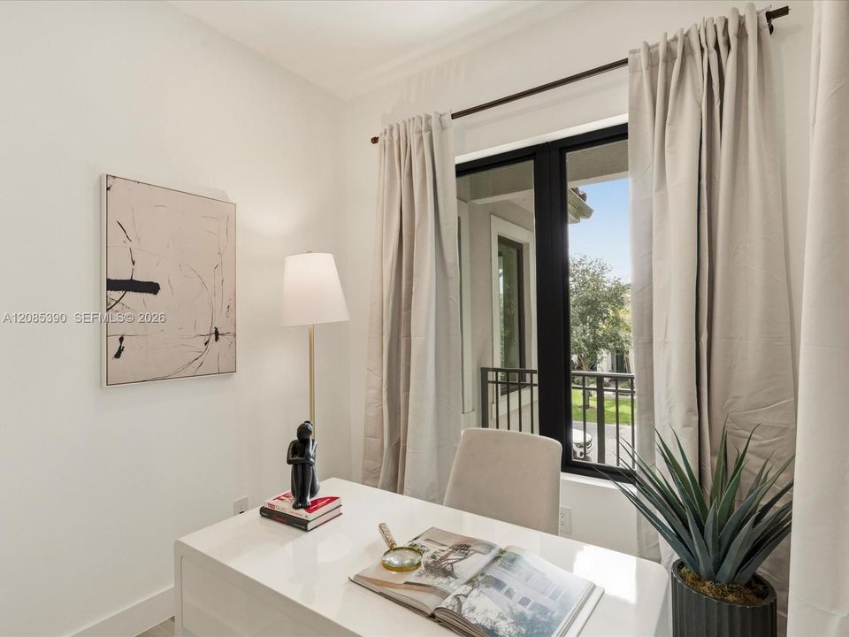 En Renta: $10,450 (5 camas, 4 baños, 4006 Pies cuadrados)