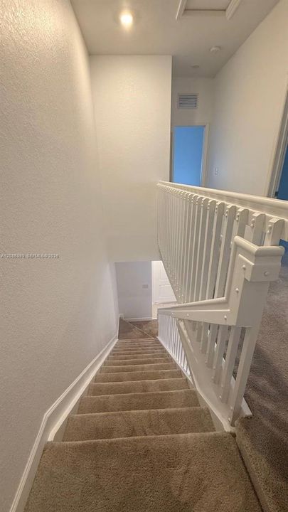 For Rent: $2,650 (3 beds, 2 baths, 1393 Square Feet)