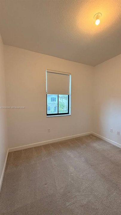 For Rent: $2,650 (3 beds, 2 baths, 1393 Square Feet)