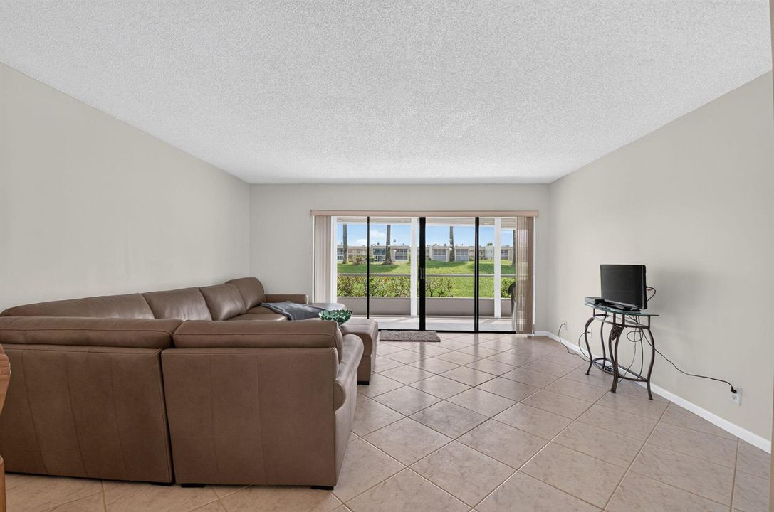 Living Room w/ Golf Views