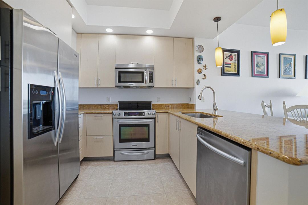 Kitchen-C(2)