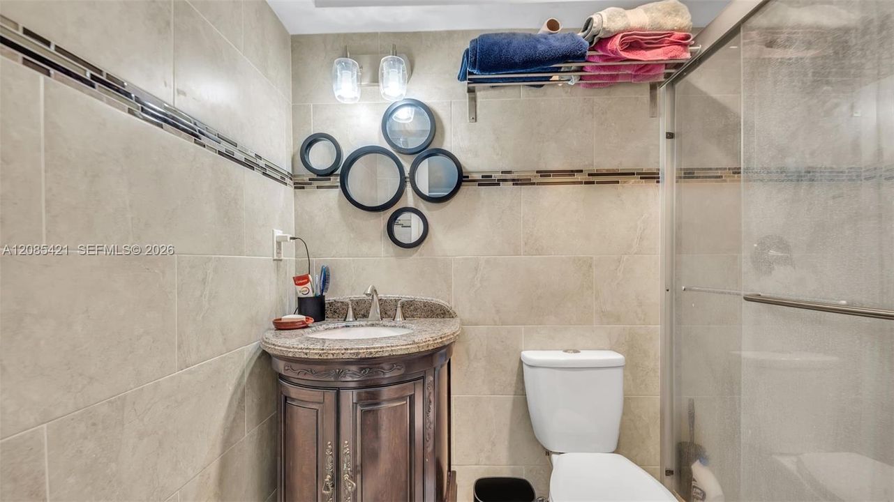 For Sale: $380,000 (2 beds, 2 baths, 1151 Square Feet)