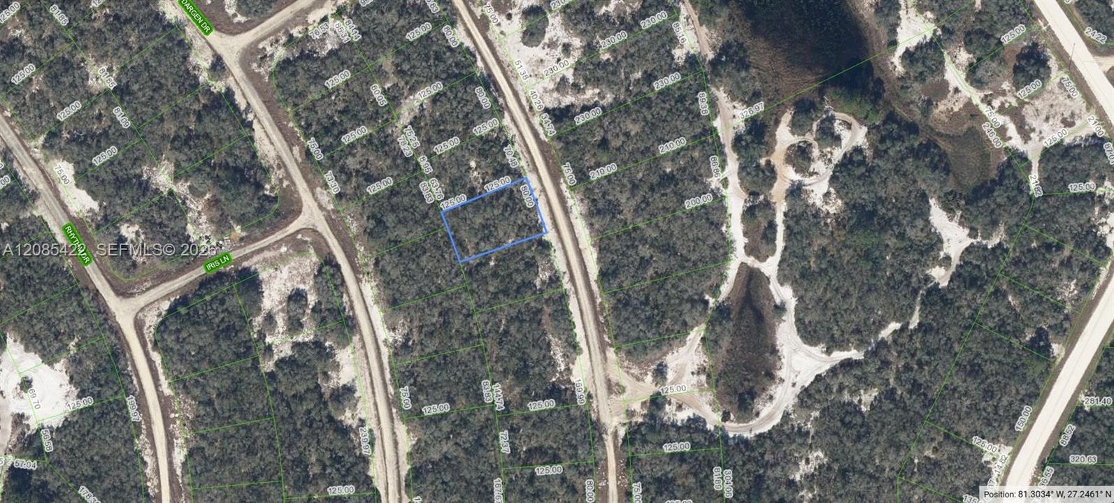 На продажу: $8,900 (0.22 acres)