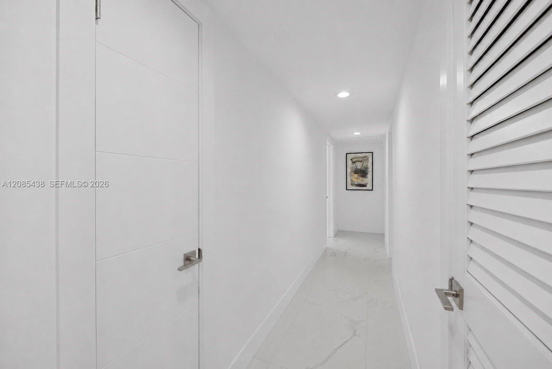 For Sale: $1,750,000 (3 beds, 2 baths, 1886 Square Feet)