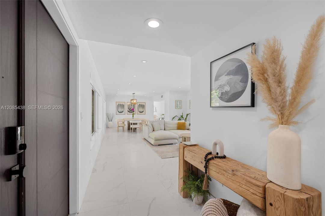 For Sale: $1,750,000 (3 beds, 2 baths, 1886 Square Feet)