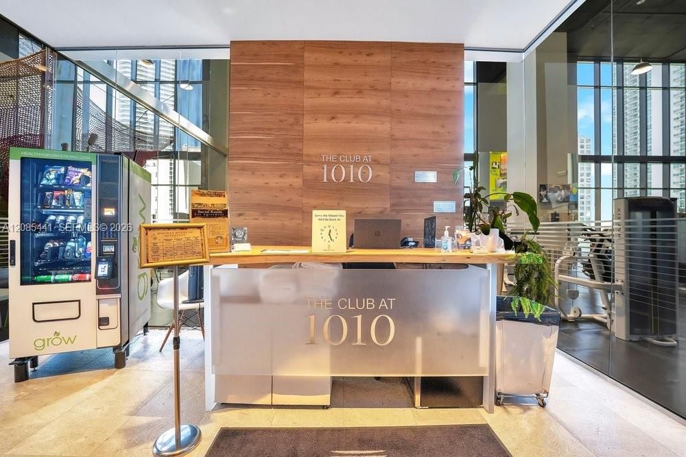 En Venta: $520,000 (0 camas, 1 baños, 442 Pies cuadrados)
