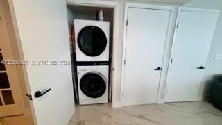For Rent: $13,000 (3 beds, 3 baths, 2065 Square Feet)