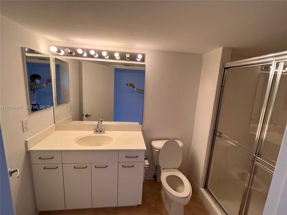 For Rent: $5,500 (3 beds, 2 baths, 1775 Square Feet)