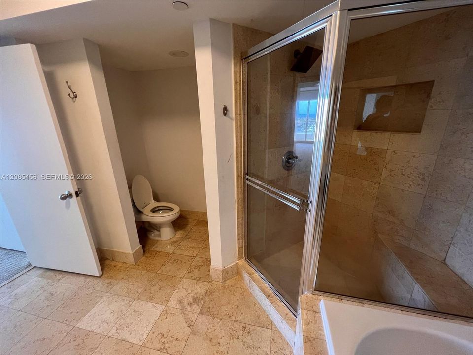 For Rent: $5,500 (3 beds, 2 baths, 1775 Square Feet)